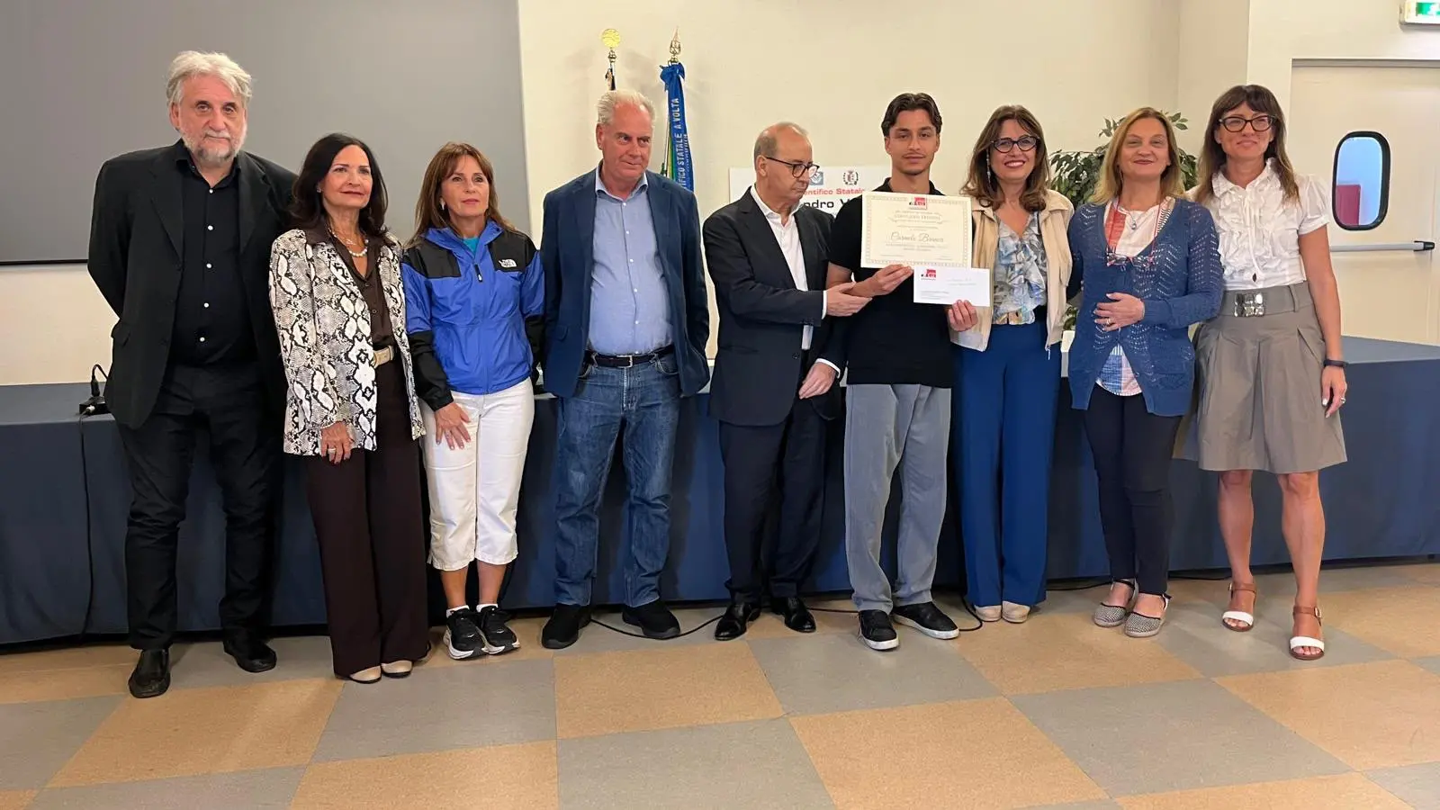 Al liceo scientifico “Alessandro Volta”consegnato il premio di studio Girolamo Tripodi\n