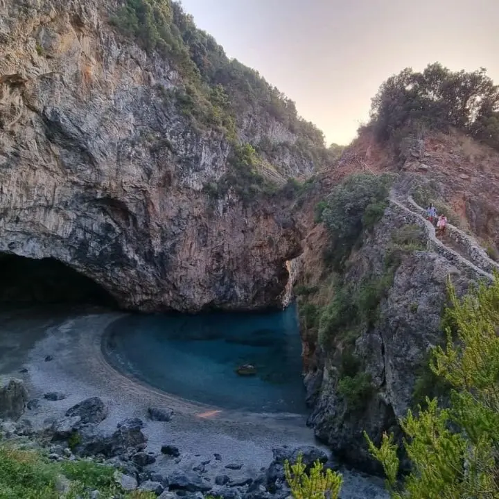 Arcomagno anche in autunno, aperture su prenotazione per gruppi a San Nicola Arcella\n