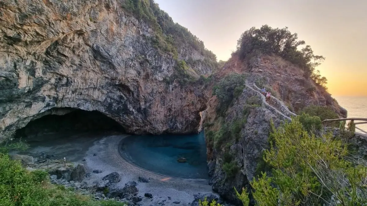 <p>Arcomagno a San Nicola Arcella</p>\\n