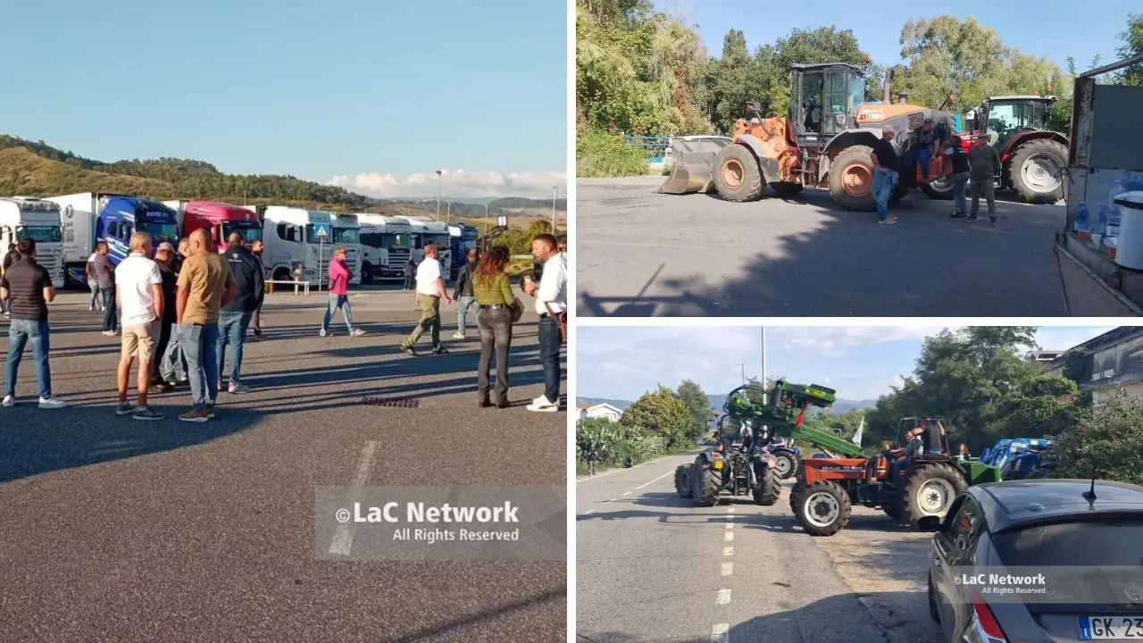 <p>Trattori e tir pronti a paralizzare la Calabria: <span style=\"color:hsl(0, 75%, 60%);\">scatta oggi la protesta</span> in tutta la regione, ecco dove – LIVE</p>