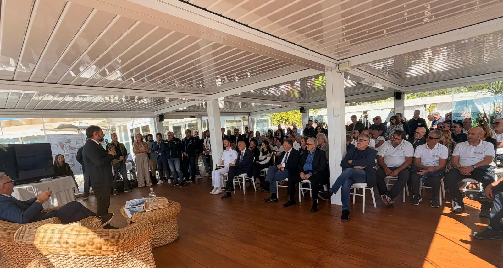 Monitoraggio ambientale e tutela del mare, Montuoro: «Prevenzione, controlli e tecnologia per proteggere la Calabria tutto l’anno»\n