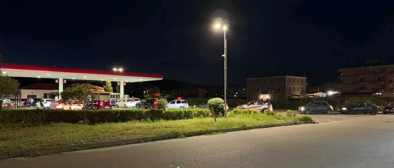 Distributori a secco nel Crotonese: finisce il gasolio dopo la corsa al rifornimento\n