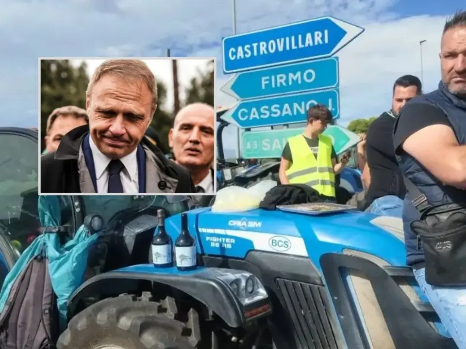 Lollobrigida attacca i blocchi dei camionisti in Calabria, sui social esplode la rabbia: «Il problema è il gasolio a 2,70 euro»