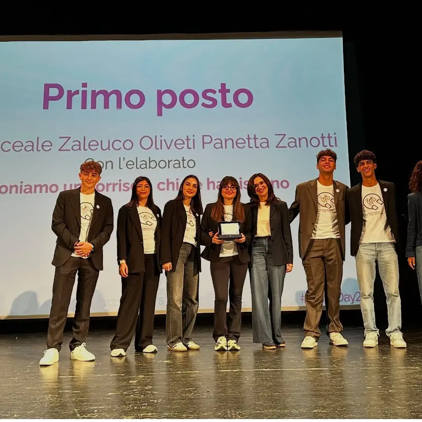 Concorso nazionale “Donare mi dona”, primo premio\u00A0a Radio Ivo per il liceo Classico Oliveti di Locri\n