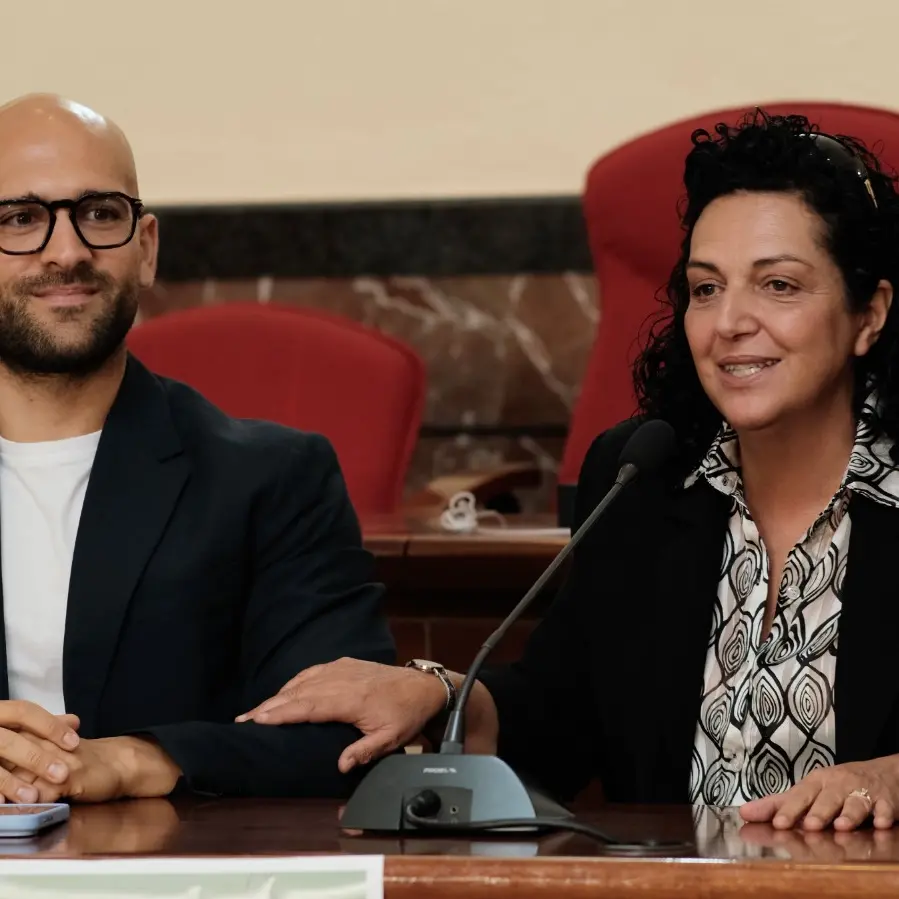 Cento eventi in tre giorni, il Festival del Sud \u00A0trasforma\u00A0Vibo in un palcoscenico nazionale: attesi Conte, Calenda, Gratteri, Colosimo e Friedman\n