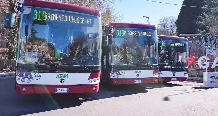 Caro carburante, a Reggio bus gratis per una settimana: l’annuncio di Cannizzaro\n