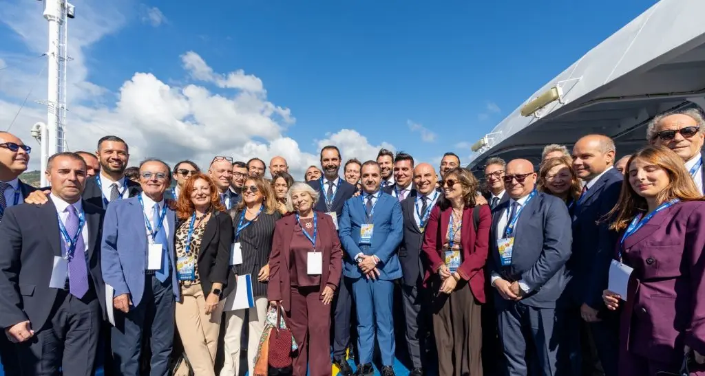 <p>Area integrata dello Stretto: ecco<span style=\"color:hsl(0, 75%, 60%);\"> criticità e punti di forza </span>di un progetto ambizioso atteso da tempo</p>
