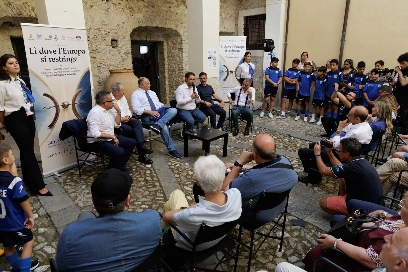 Da Panama a Corinto, fino a Marcellinara: quando l’istmo diventa destinazione