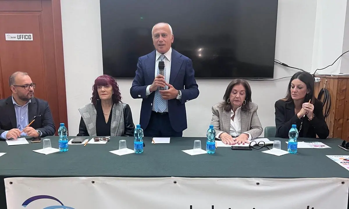 Cosenza, riparte Ambulatorio Senza Confini: visite specialistiche gratuite per chi non può accedere alle cure\n