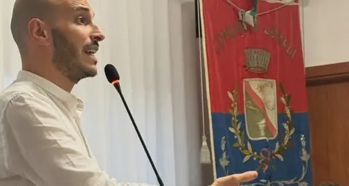 Jonadi, il Consiglio comunale approva le linee del nuovo Psc e apre alla consultazione dei cittadini. Il sindaco: «Attesa di vent’anni, traguardo importante»\n