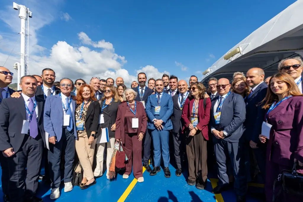 Documento Area integrata dello Stretto,\u00A0De Biasi:\u00A0«Quando gli strumenti istituzionali aderiscono ai fenomeni da governare»\n