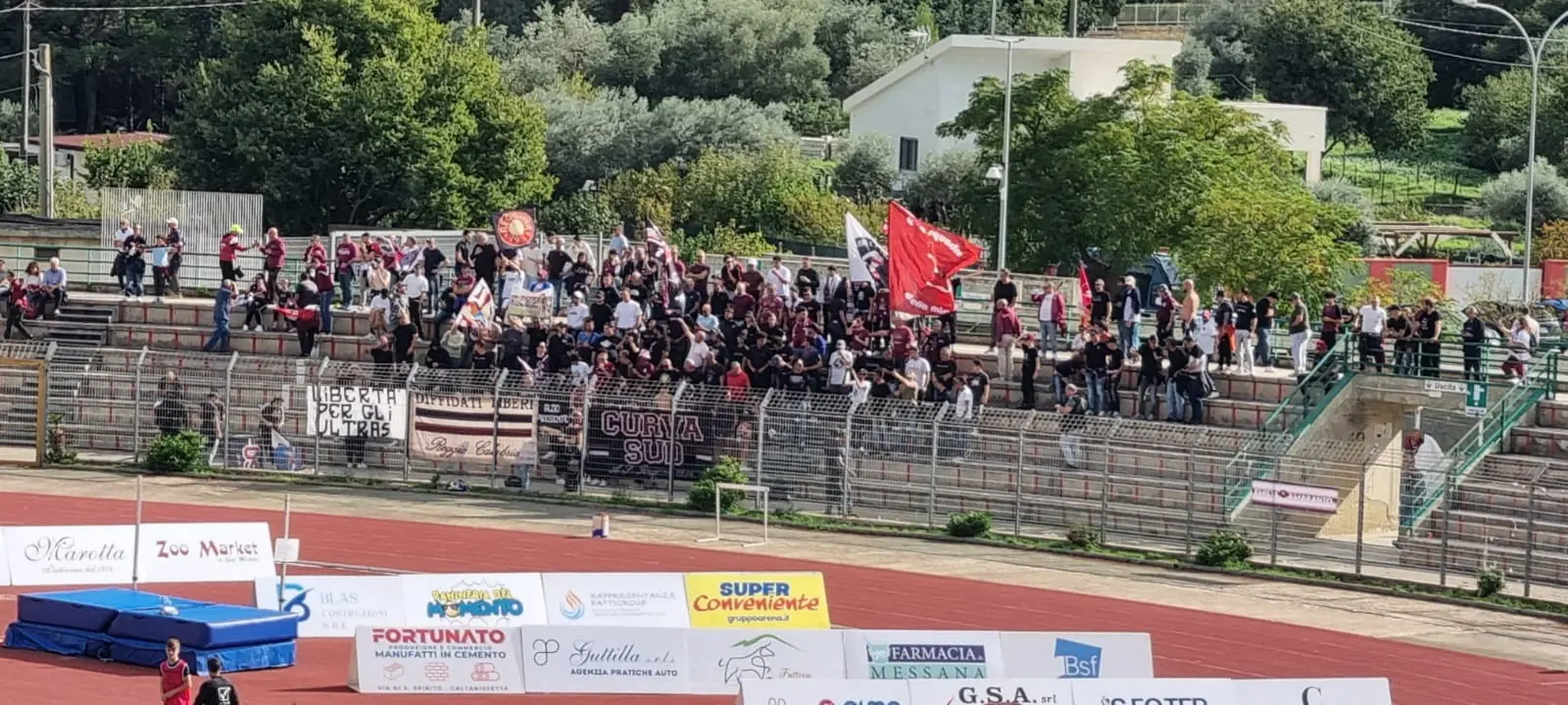 La Reggina non sbaglia e vince contro la Nissa: decidono Abonckelet e Magrassi\n
