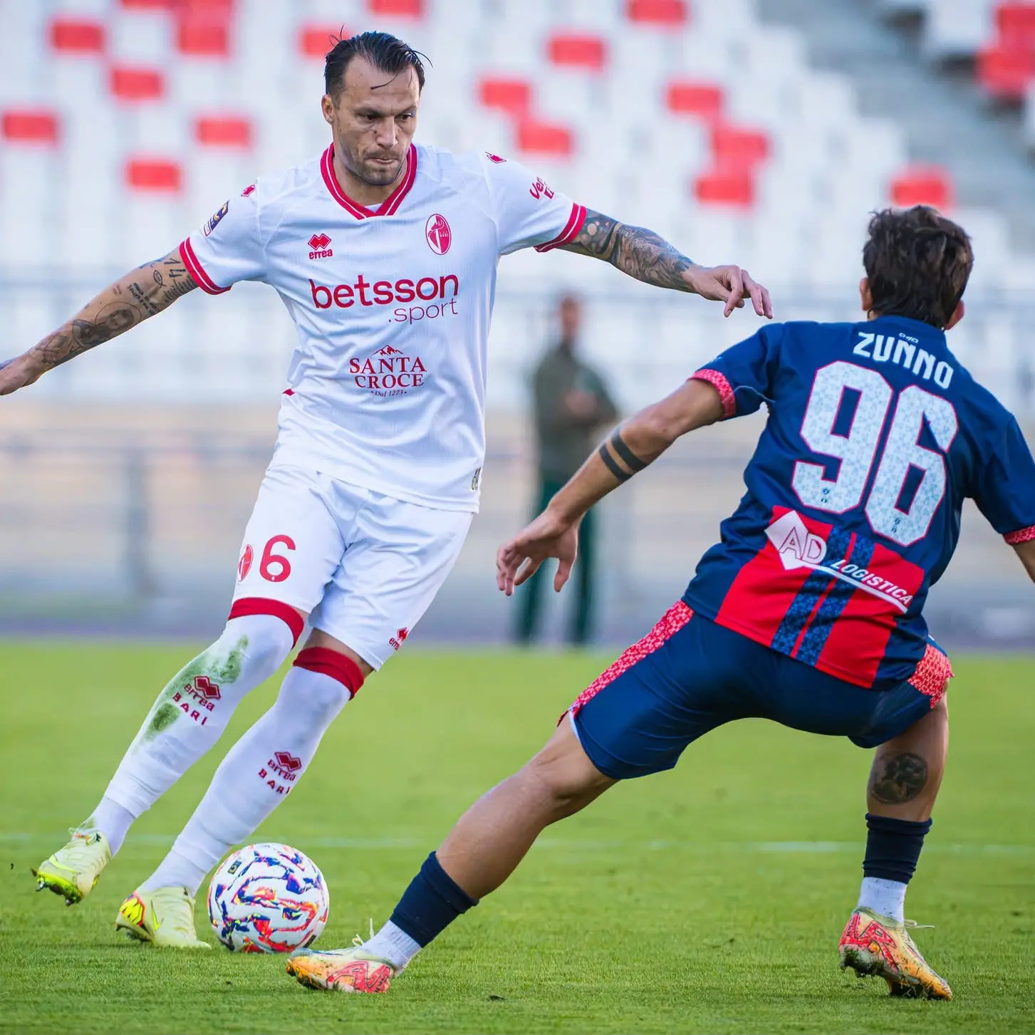 Serie C, il Crotone strappa un punto a Bari: al San Nicola finisce 0-0\n\n\n