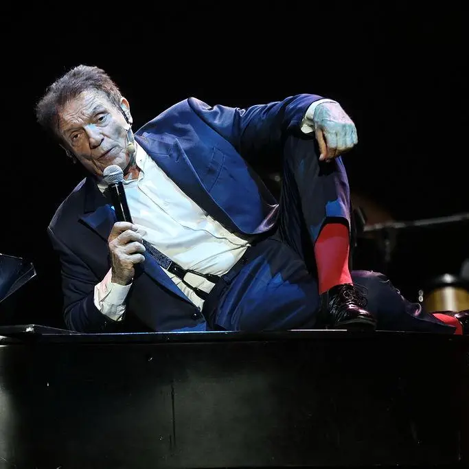 Massimo Ranieri\u00A0trionfa\u00A0al Politeama: il Festival d’Autunno debutta nel segno dell’emozione\n