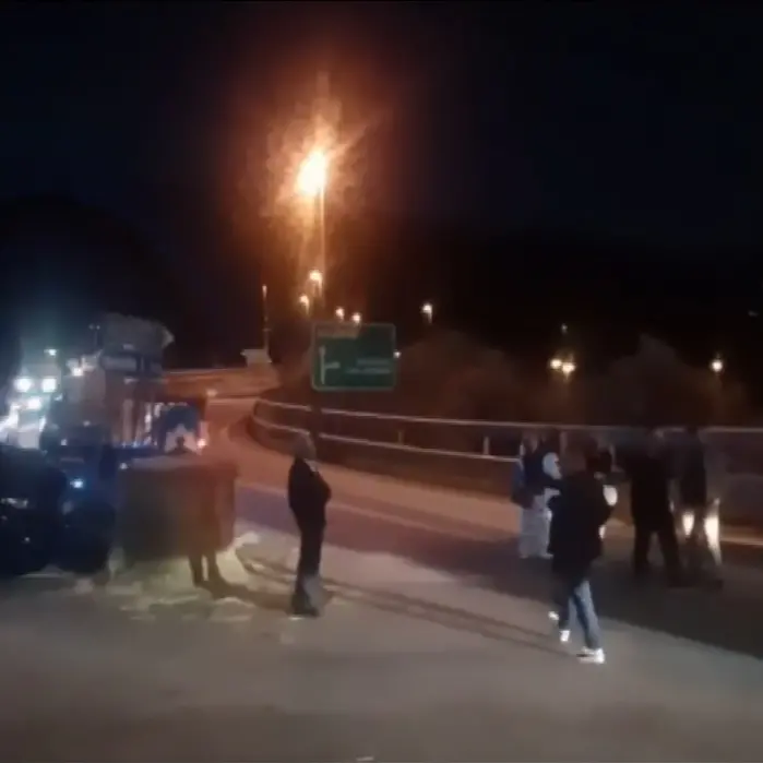 Presidio sulla A2, gli autotrasportatori bloccano lo svincolo di Falerna\u00A0\n