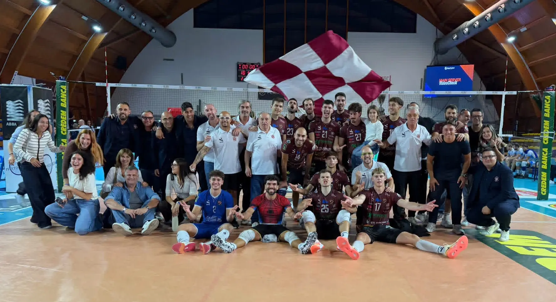 Esordio da sogno in A2 per la Domotek volley Reggio che vinc al tie-break\u00A0a Pineto\n