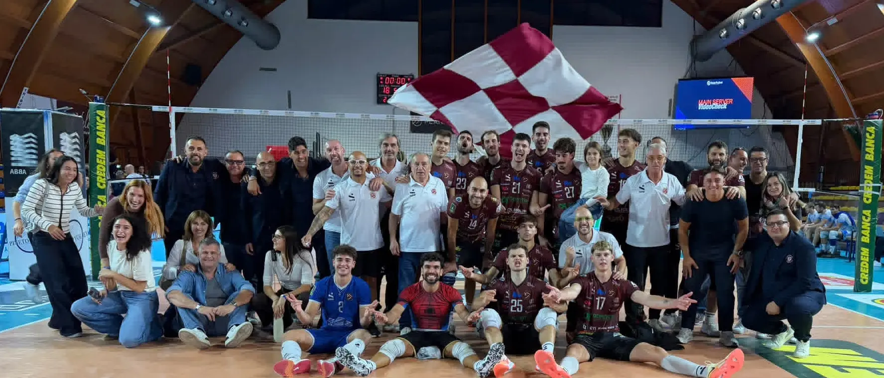Esordio da sogno in A2 per la Domotek volley Reggio che vinc al tie-break\u00A0a Pineto\n