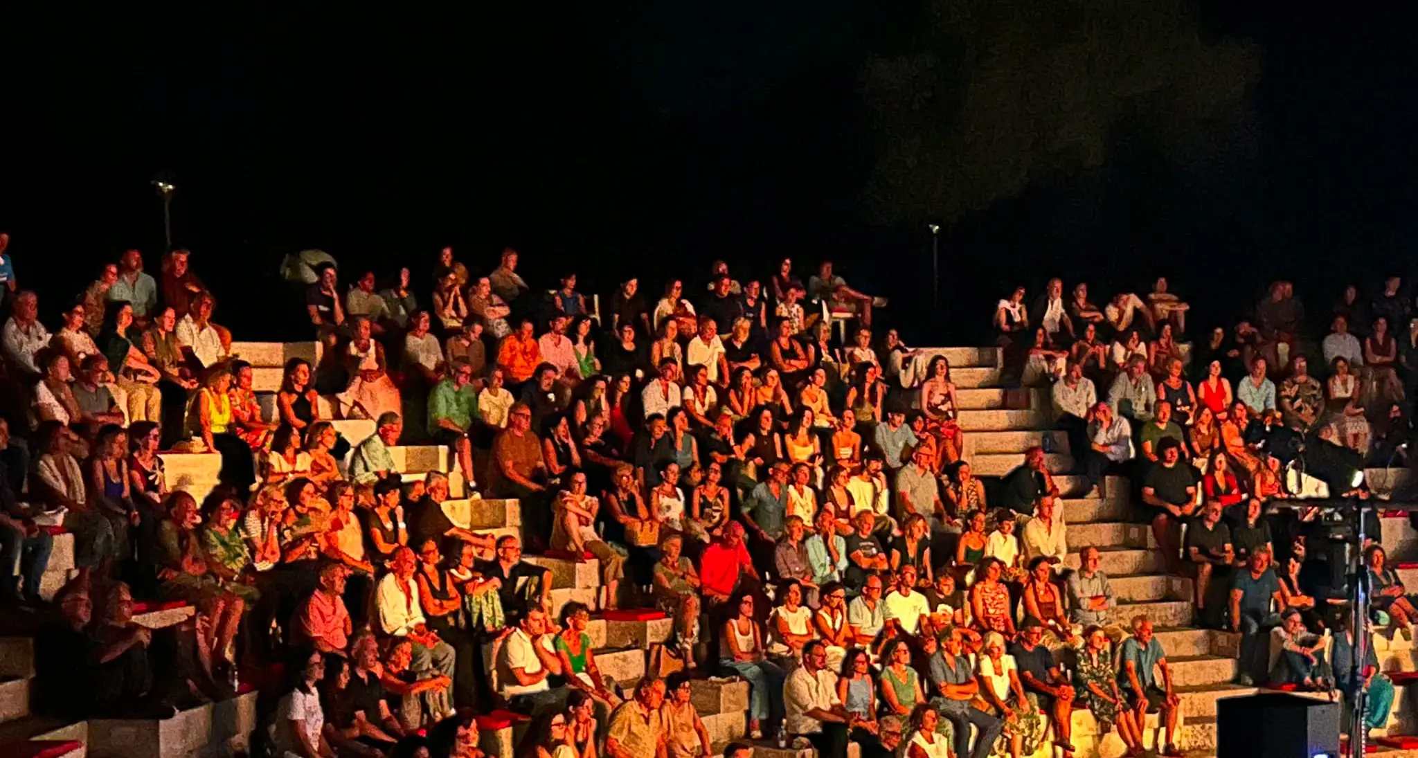 Capo Vaticano, la Pro Loco festeggia 50 anni e traccia il bilancio dell'estate: dal teatro all'accoglienza turistica, ecco tutte le iniziative\n