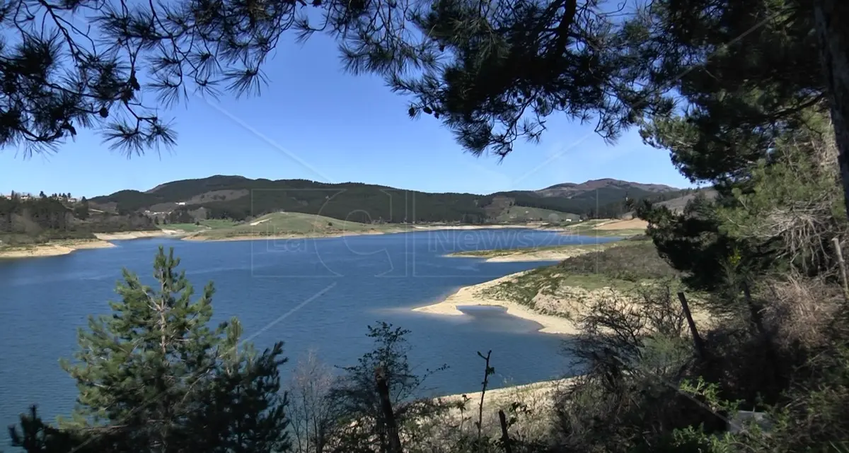 Dai laghi alle isole artificiali: in Calabria il futuro passa dall’energia\n