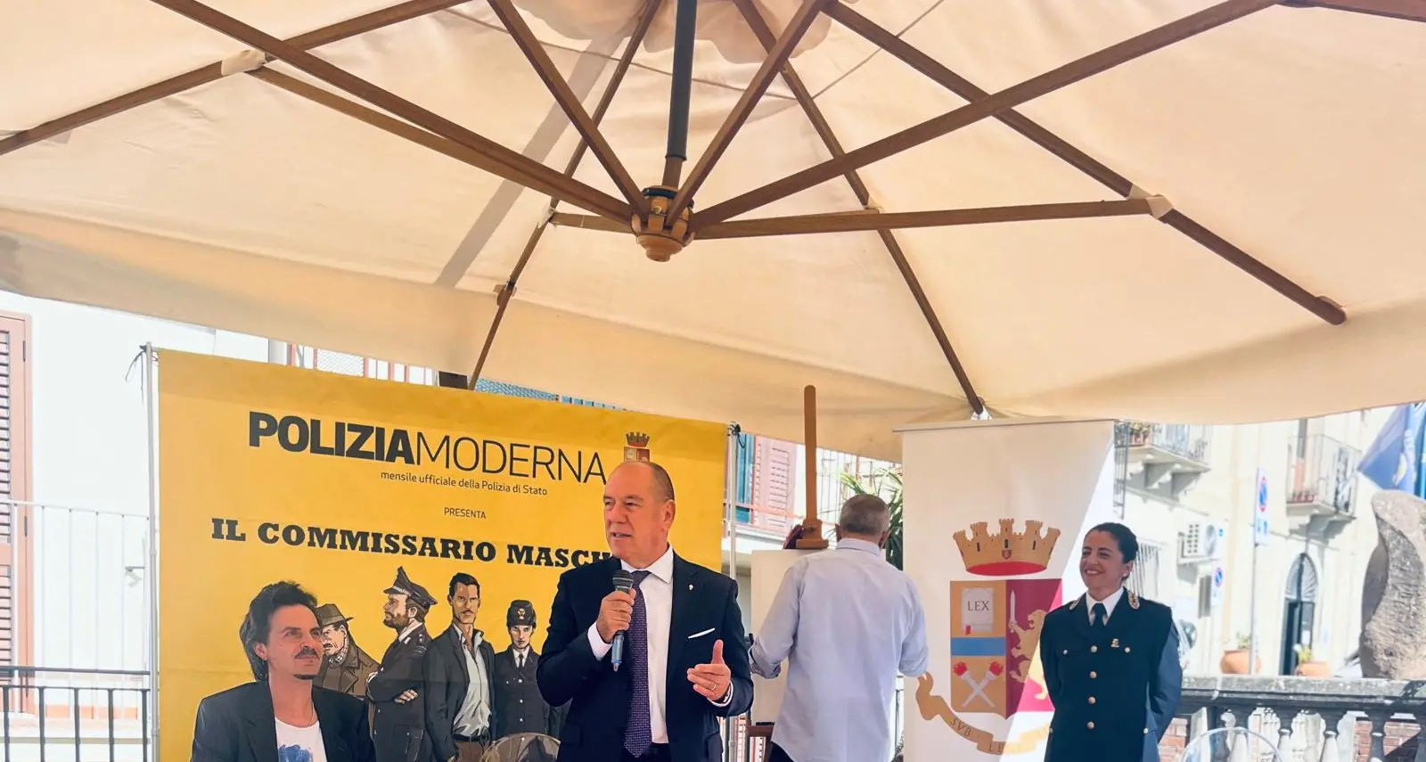 Il Commissario Mascherpa torna nel Cosentino: presentato “Un passato amaro”\n