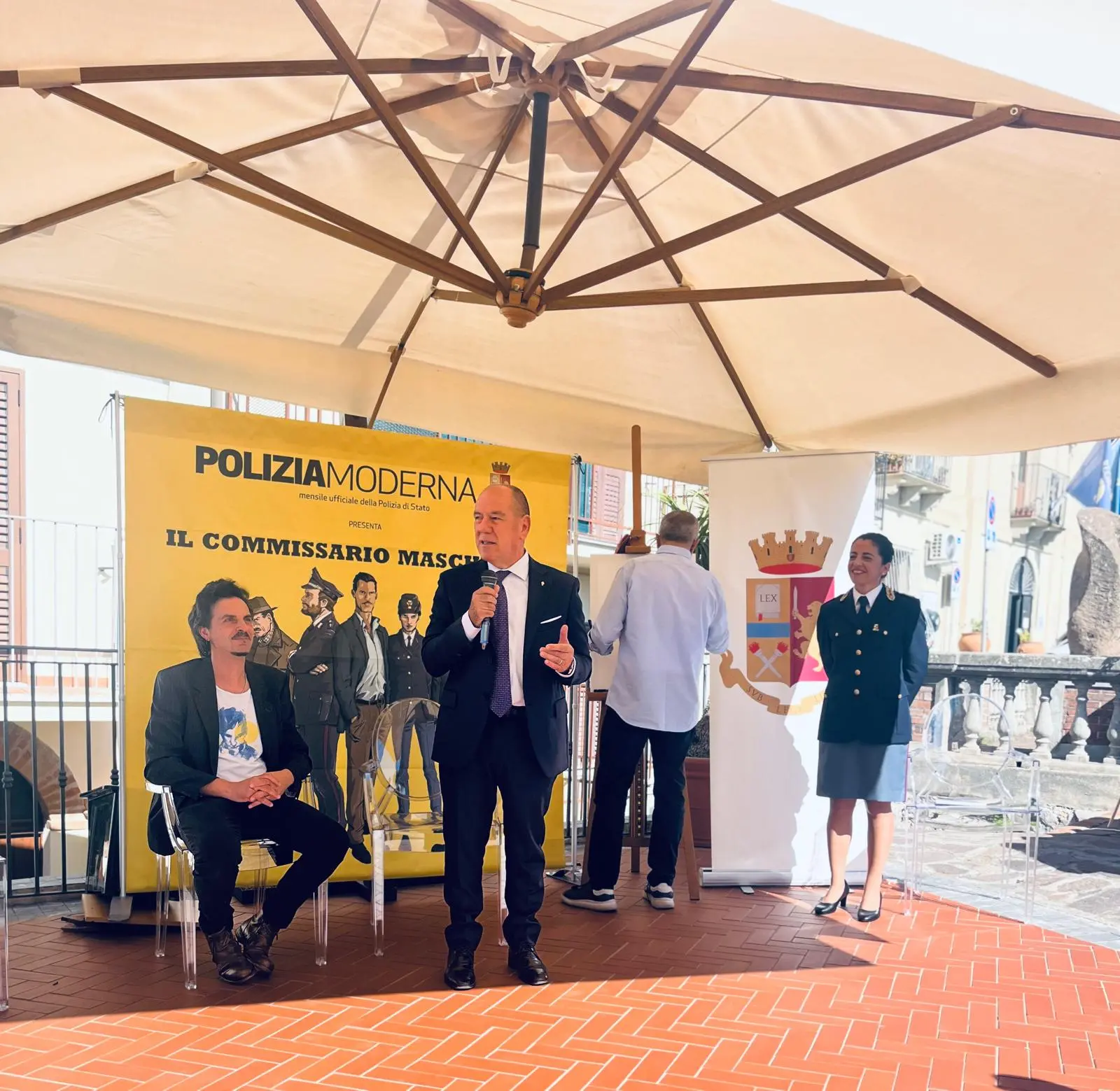 Il Commissario Mascherpa torna nel Cosentino: presentato “Un passato amaro”\n