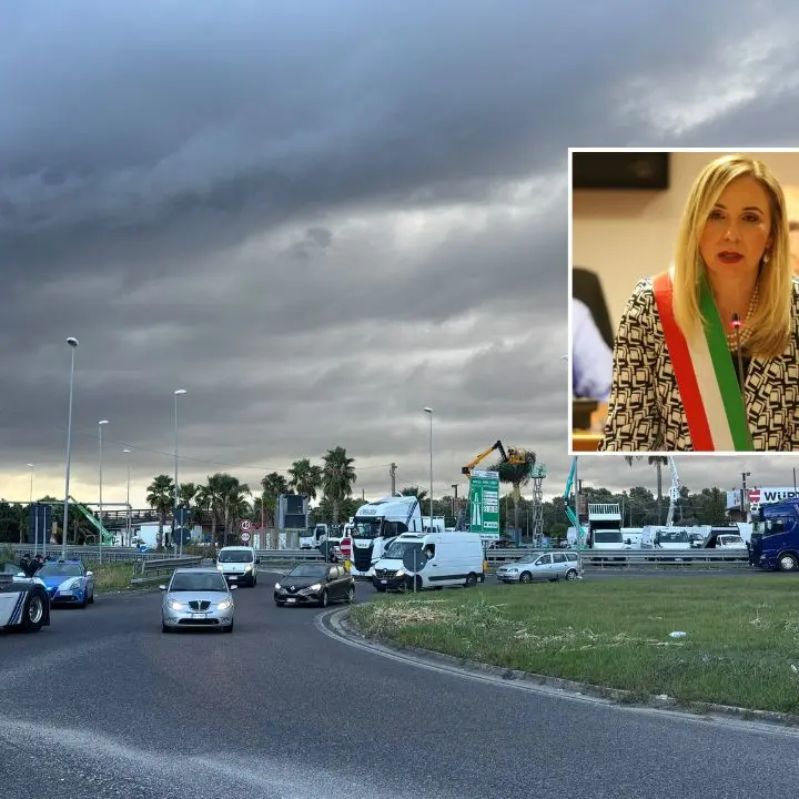 Caro vita, la sindaca di Gioia Tauro presenta una richiesta al Consiglio regionale: prezzi calmierati\u00A0 e finanziamenti\n