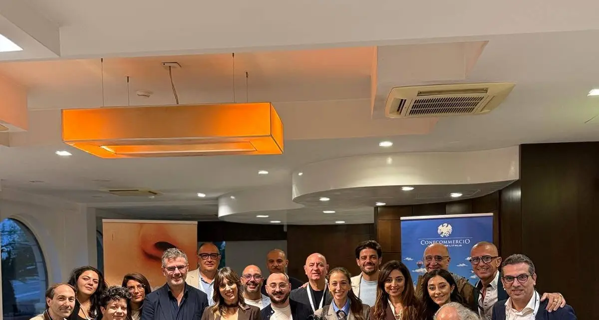 Confcommercio investe sulla crescita delle imprese: cinquanta imprenditori al workshop con Alessandra Cresci\n