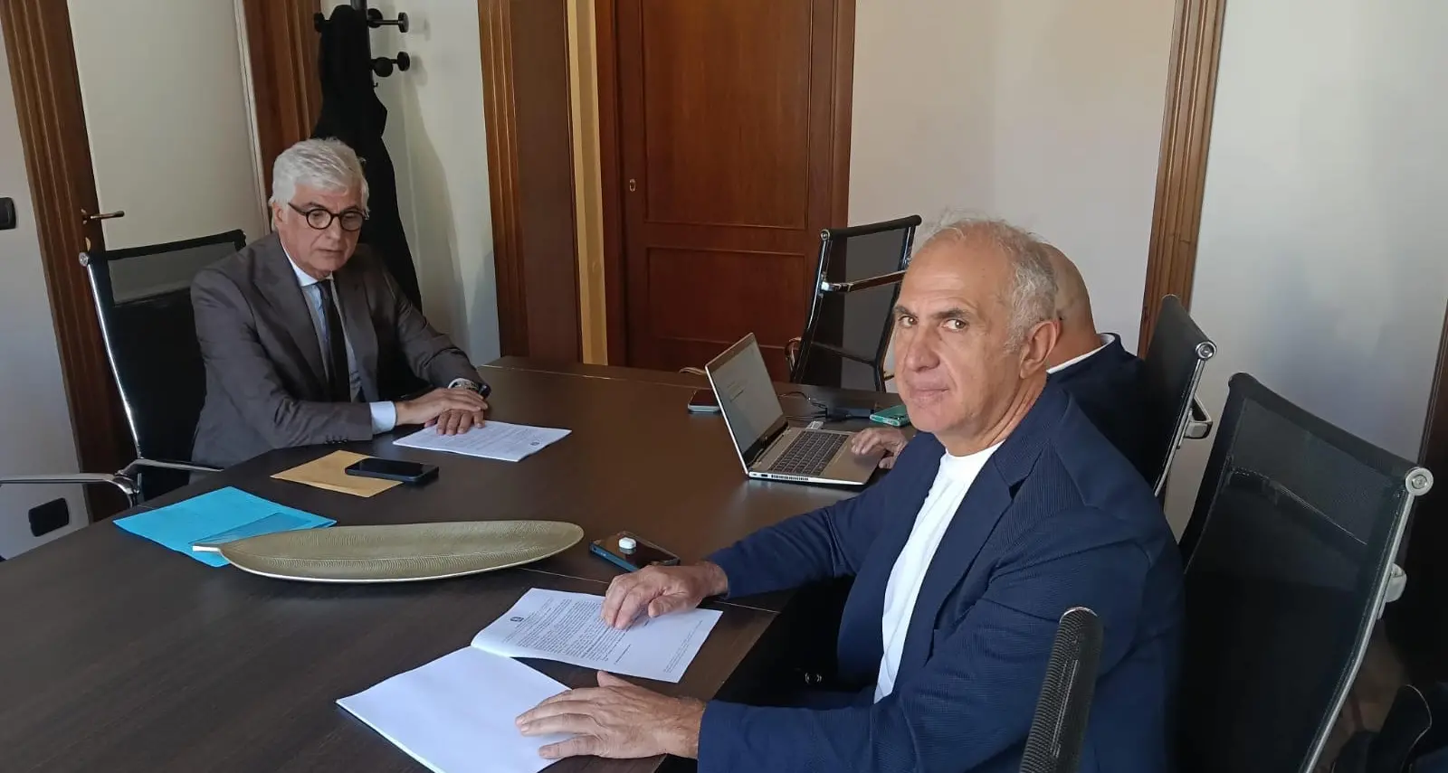Acri, firmato un contratto da 4,2 milioni per la rete fognaria e la depurazione\n
