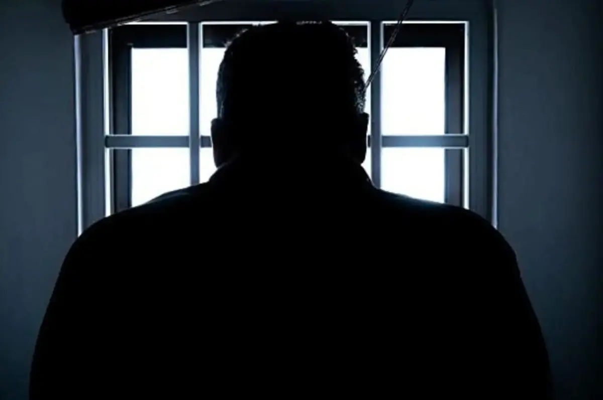 Caso David Rossi, il passato del testimone che accusa Mussari: la condanna per calunnia e le ombre sulla sua credibilità\n