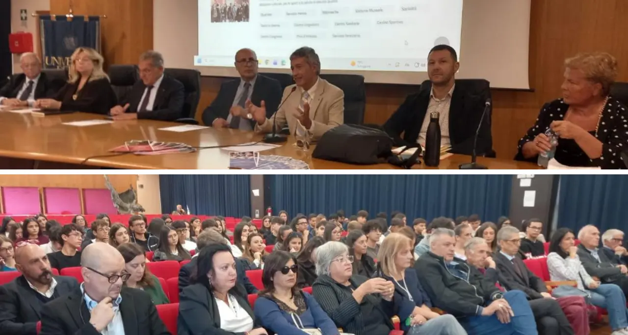 Presentata all’Unical\u00A0la prima Scuola di Politica per gli studenti vibonesi: 120 ragazzi a lezione di cittadinanza, poi il viaggio in Europa\n