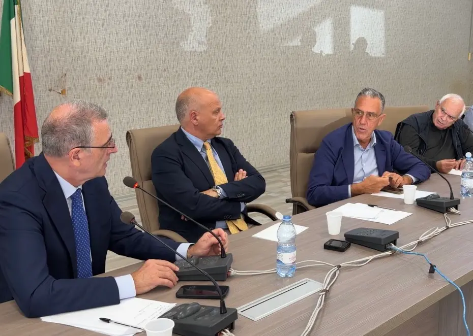 Servizio idrico, Sorical incontra i sindaci dell’Alto Tirreno Cosentino: verso il subentro nella gestione\n