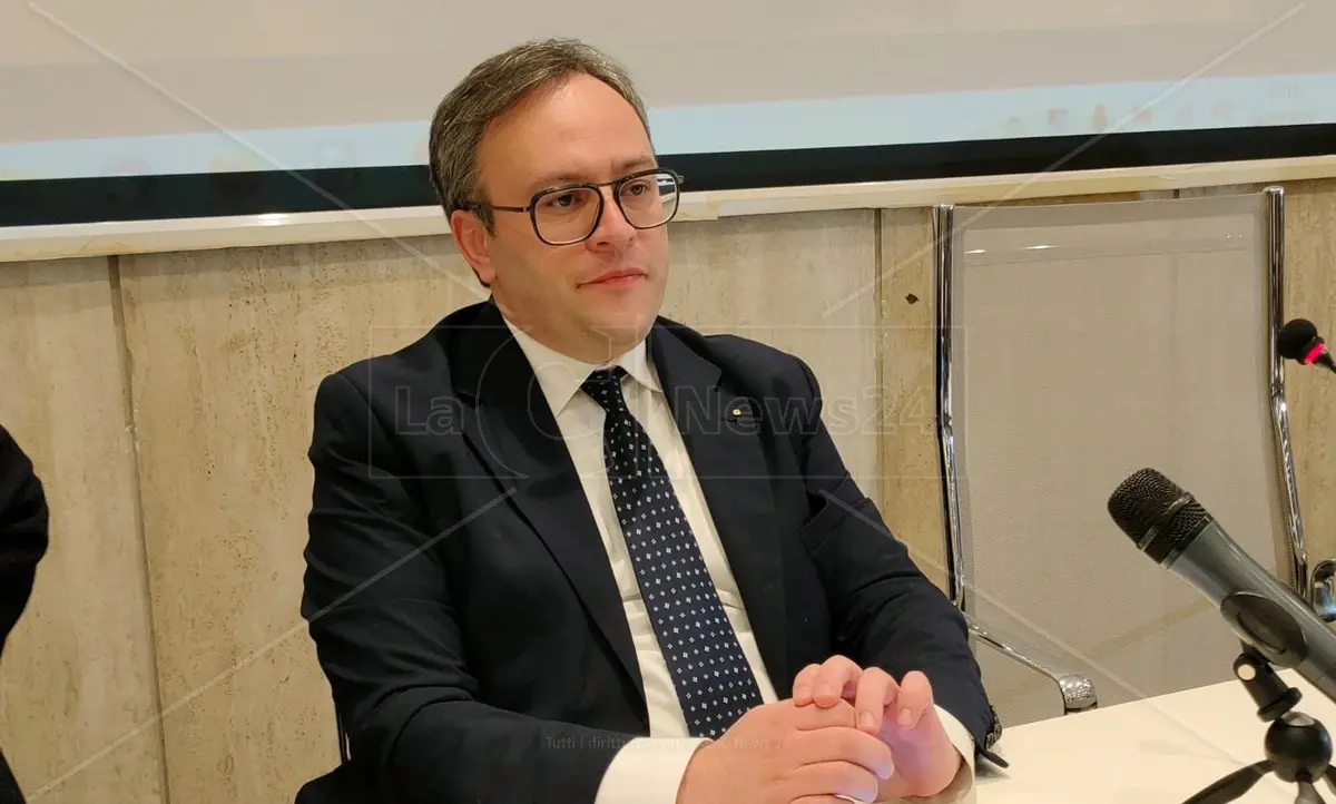 Talerico attacca Occhiuto: «All’area centrale della Calabria ha lasciato solo le briciole»\n