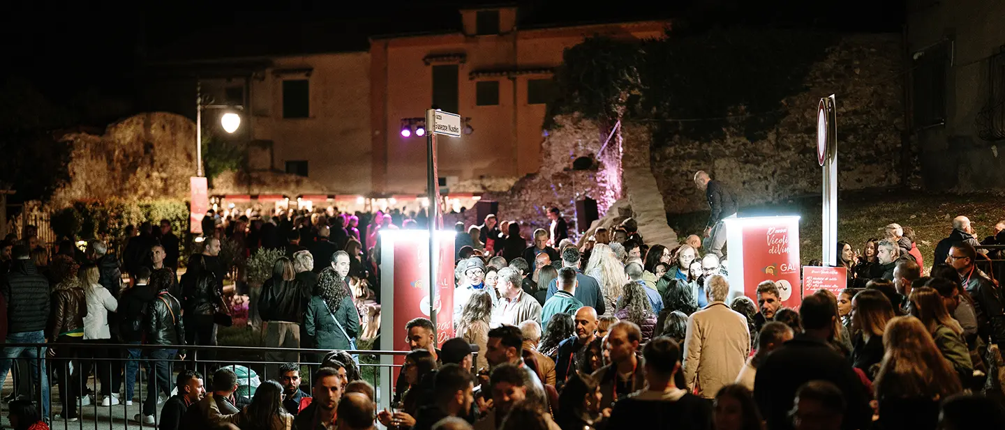 Tutti pazzi per Vicoli diVini: a Vibo boom di presenze per la decima edizione della kermesse enologica\n