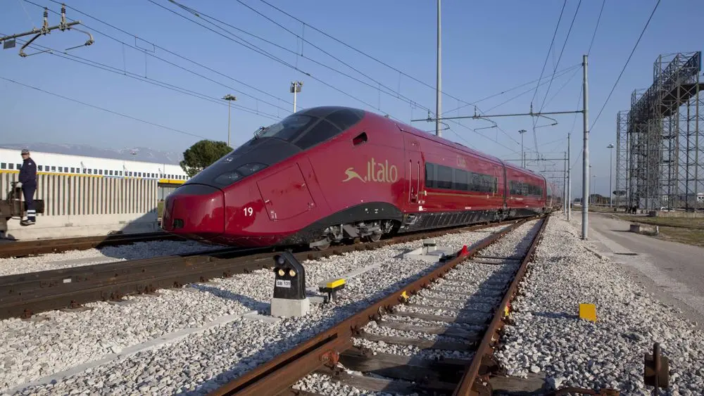 Caos treni dopo l’investimento di una persona\u00A0nel Reggiano, quattro ore di ritardo per l’Italo diretto in Calabria\n