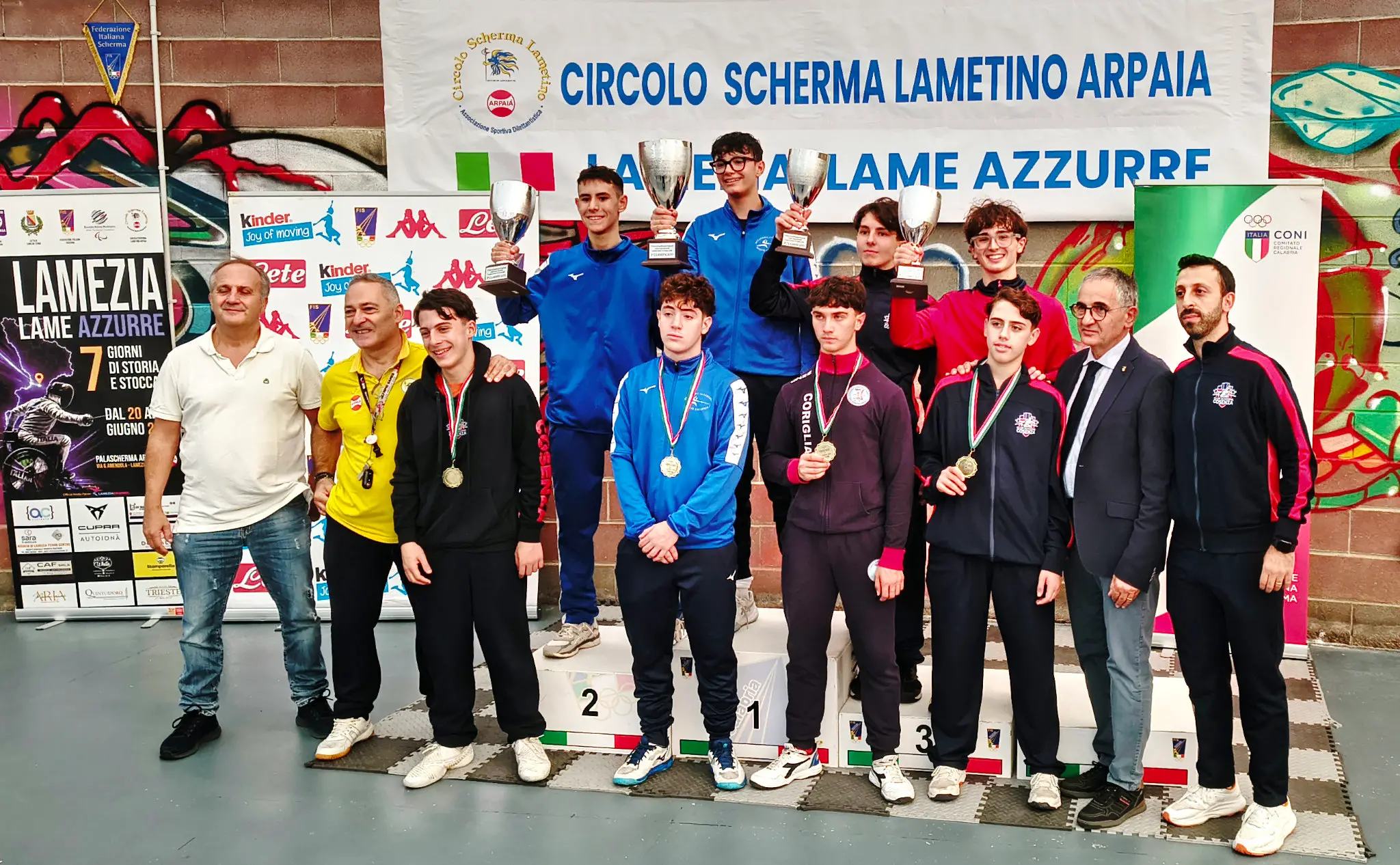 Scherma, il Club Cosenza domina a Lamezia: tre vittorie e tredici pass nazionali\n