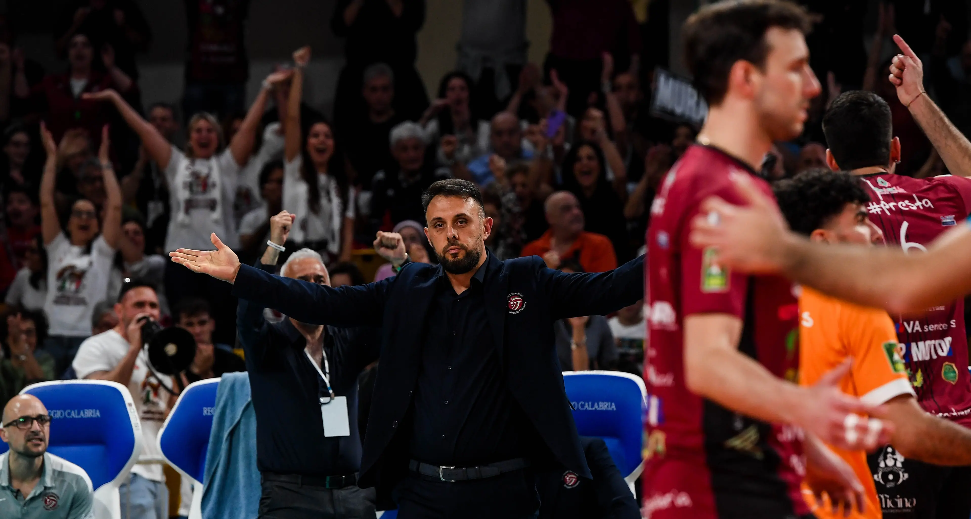 Domotek, Reggio festeggia la prima vittoria in Serie A2: Polimeni applaude il carattere dei suoi e chiama la città al Palacalafiore\n