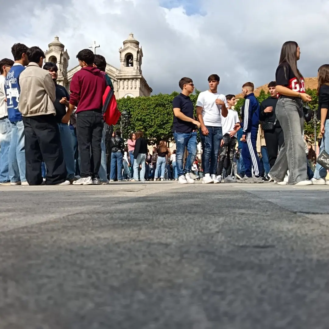 Coordinamento Spontaneo\u00A0per la Palestina: «Stessa lotta, stessa dignità. La\u00A0Locride non si volta dall’altra parte»\n