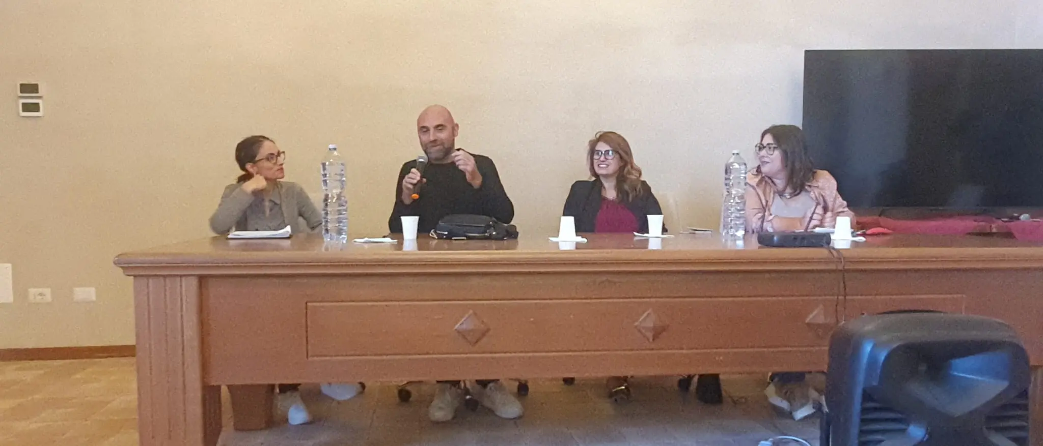Al convento dei Domenicani\u00A0«Arte al femminile - Radici Future: tessere diritti, disegnare libertà»\n