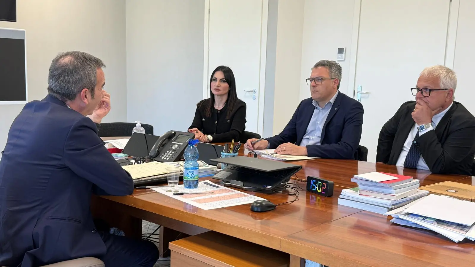 <p>I sindacati incontro Occhiuto per il caso Konecta</p>\\n