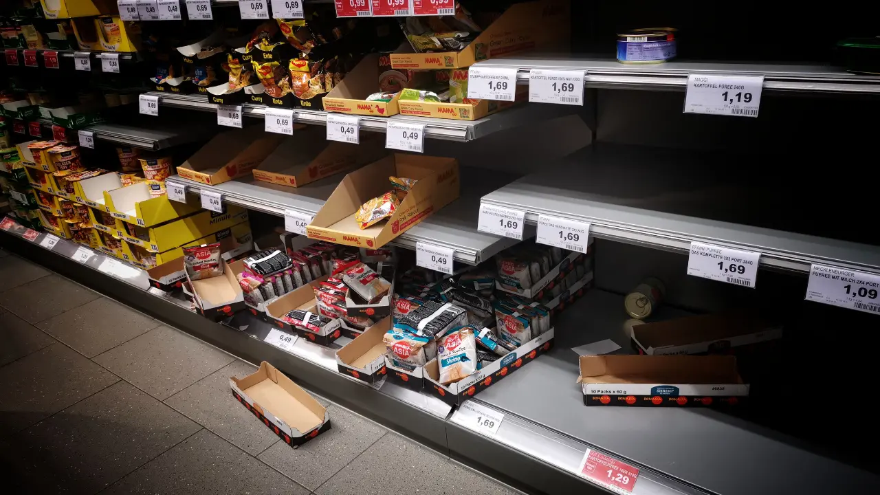 Protesta di agricoltori e autotrasportatori, Equità Territoriale: «Spostiamo i presidi davanti ai supermercati»\n
