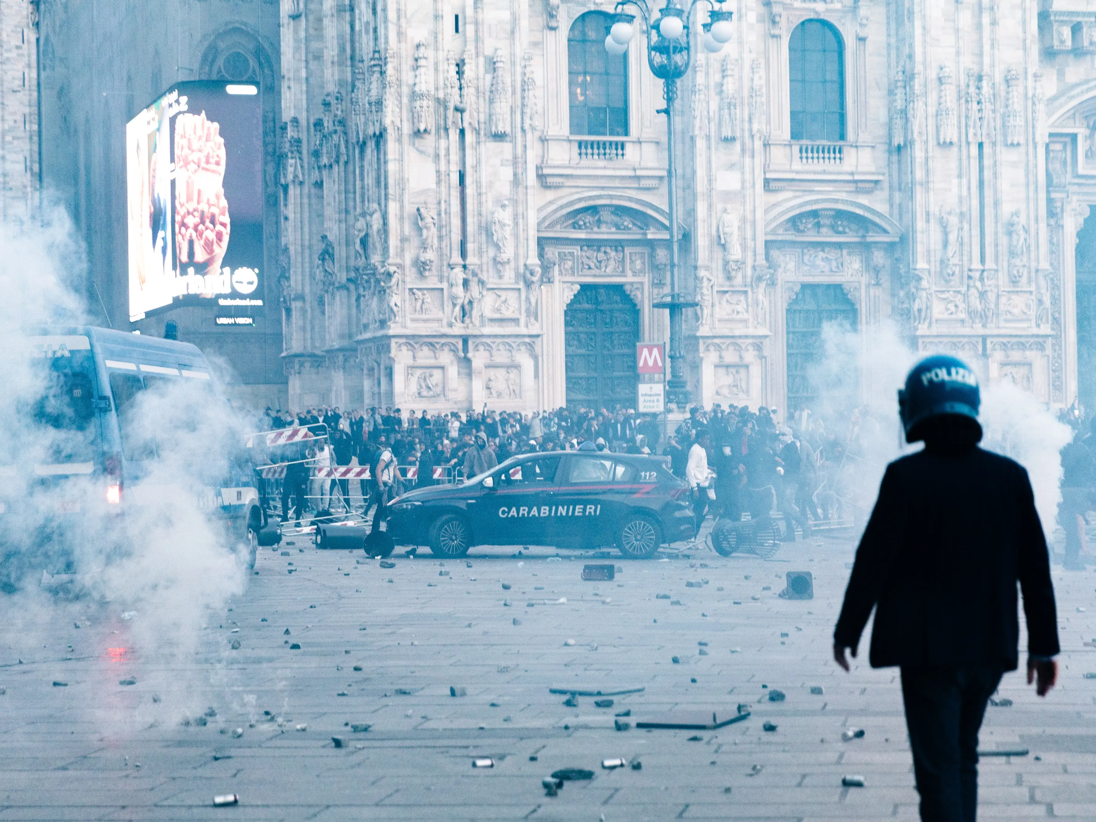 Giovani, rabbia e futuro negato: non bastano i decreti sicurezza a risolvere il disagio sociale
