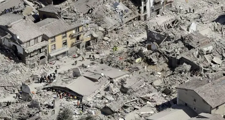 <p><span style=\"color:hsl(0, 75%, 60%);\">La ‘ndrangheta infiltrata negli appalti </span>per la ricostruzione post sisma nelle Marche: 51 indagati </p>