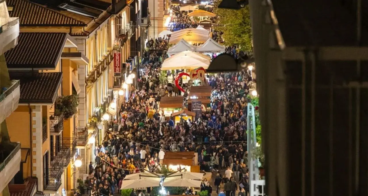 Festa del Cioccolato di Cosenza, oggi il taglio del nastro: quattro giorni di gusto, artigianato e grandi protagonisti\n
