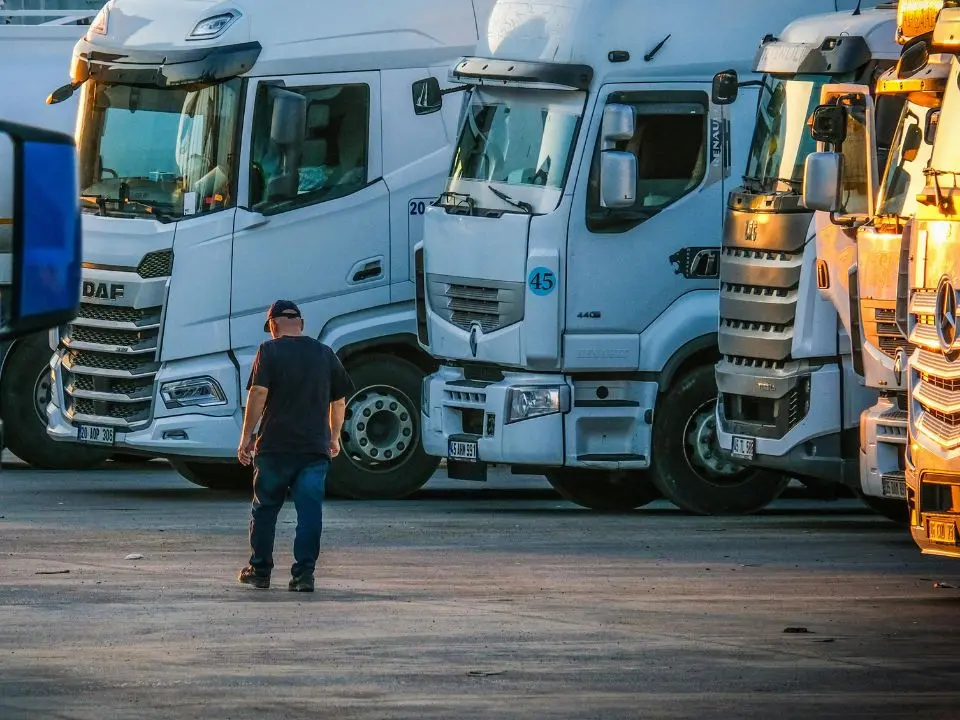 Decreto aiuti: per gli autotrasportatori 105 milioni, 70 per agricoltura e pesca. Tutti i dettagli