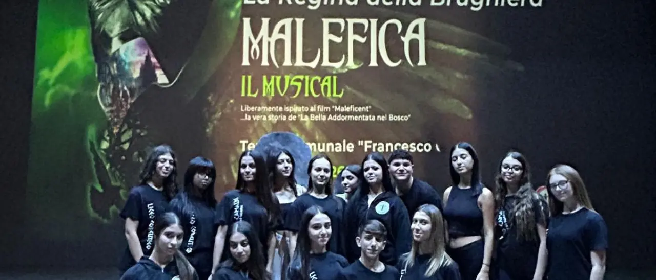 I ragazzi del liceo coreutico Capialbi di Vibo protagonisti al Cilea di Reggio Calabria con il musical “Malefica”\n