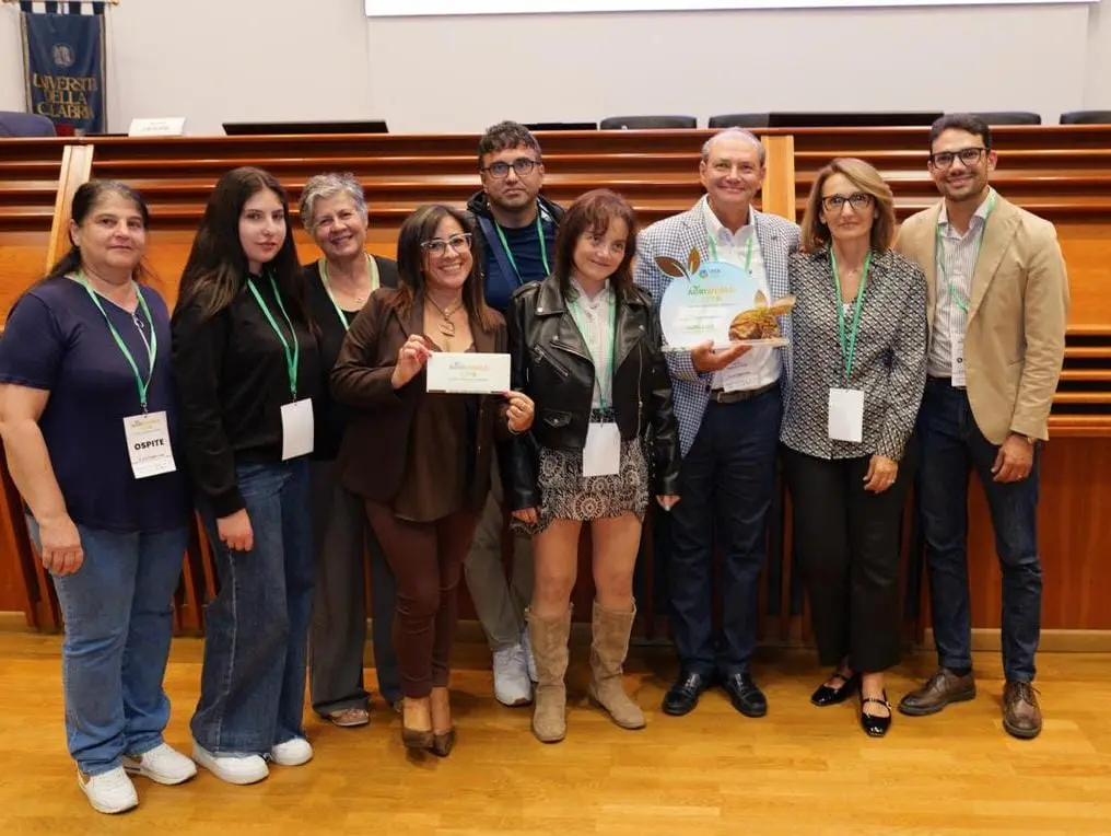 Alla Junceum di Vibo il premio Agricoltura Etica, Michele Napolitano:\u00A0«Abbiamo bisogno di aziende consapevoli del loro territorio»\u00A0\n