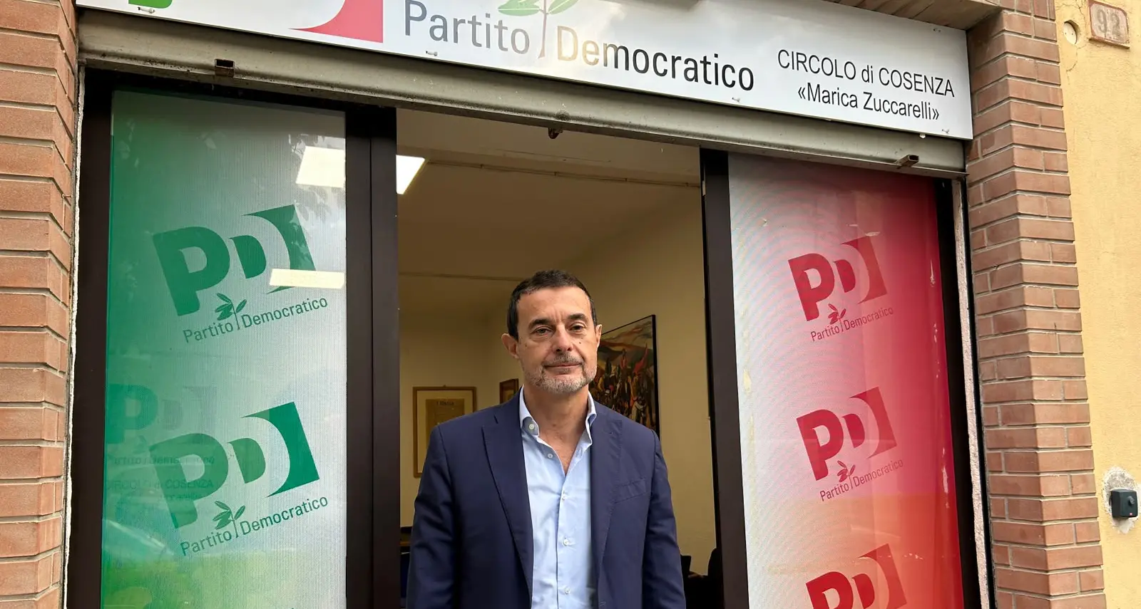 <p>Cosenza, Stefanazzi (Pd): «La candidatura a sindaco<span style=\"color:hsl(0, 75%, 60%);\"> si decide a livello nazionale</span>»</p>
