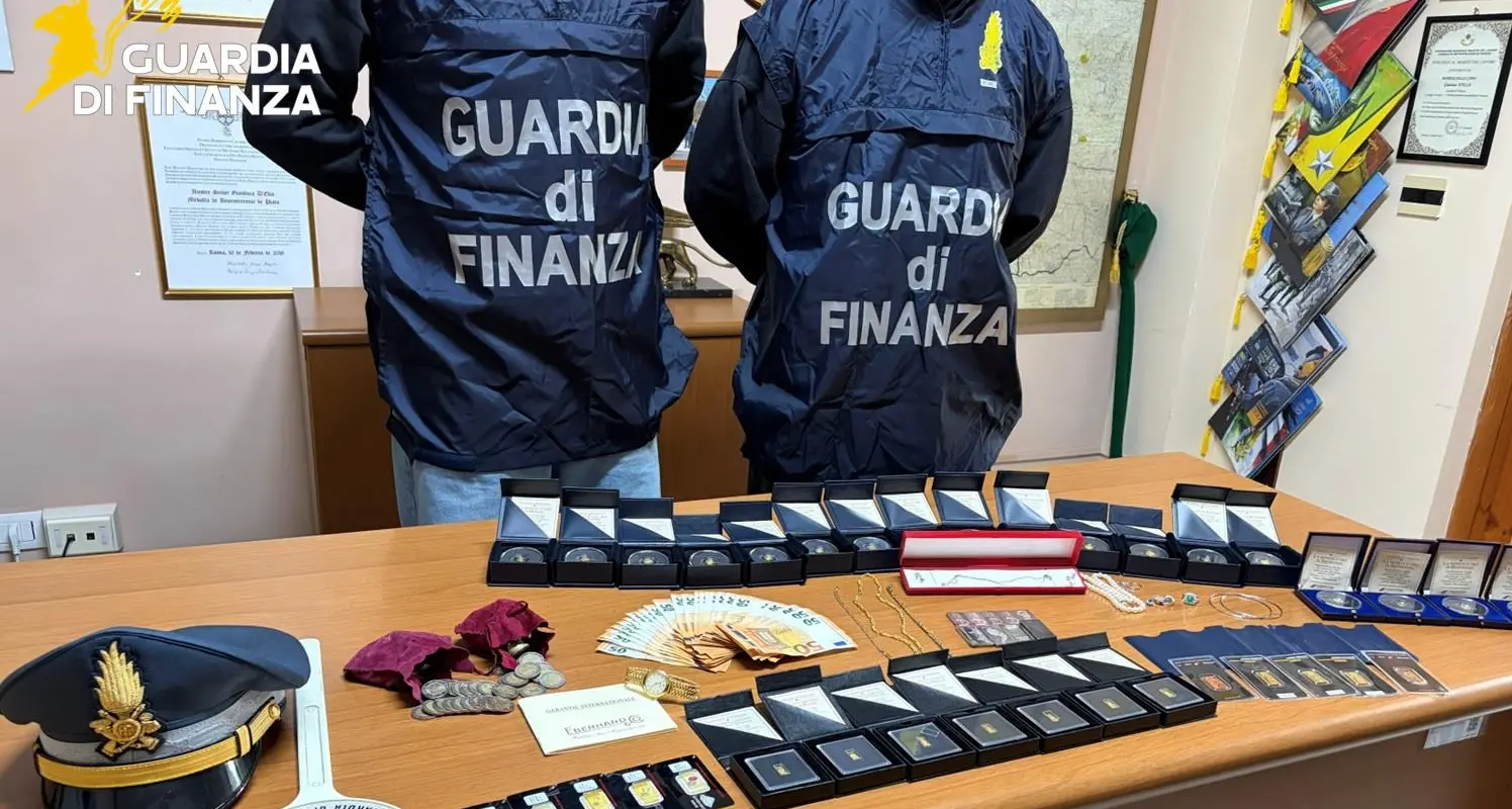 Indagati per peculato quattro dipendenti del Comune di Scalea: sequestrati beni per circa\u00A01,2 milioni di euro\n