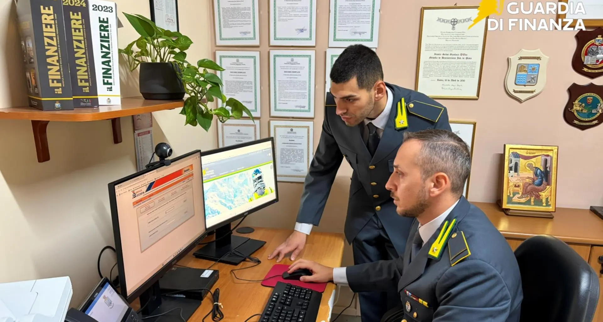 Sequestrati 1,2 milioni di beni a dipendenti comunali dell'Alto Tirreno cosentino