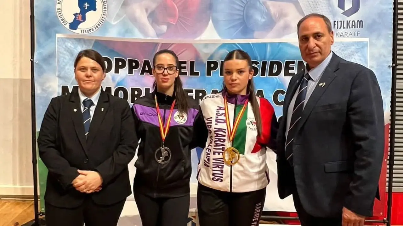 Da sinistra Viola Zangara, Chiara Fial\\u00E0, Ilaria Primavera e Luciano Dichiera